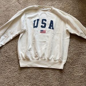 Brandy Melville USA Sweatshirt